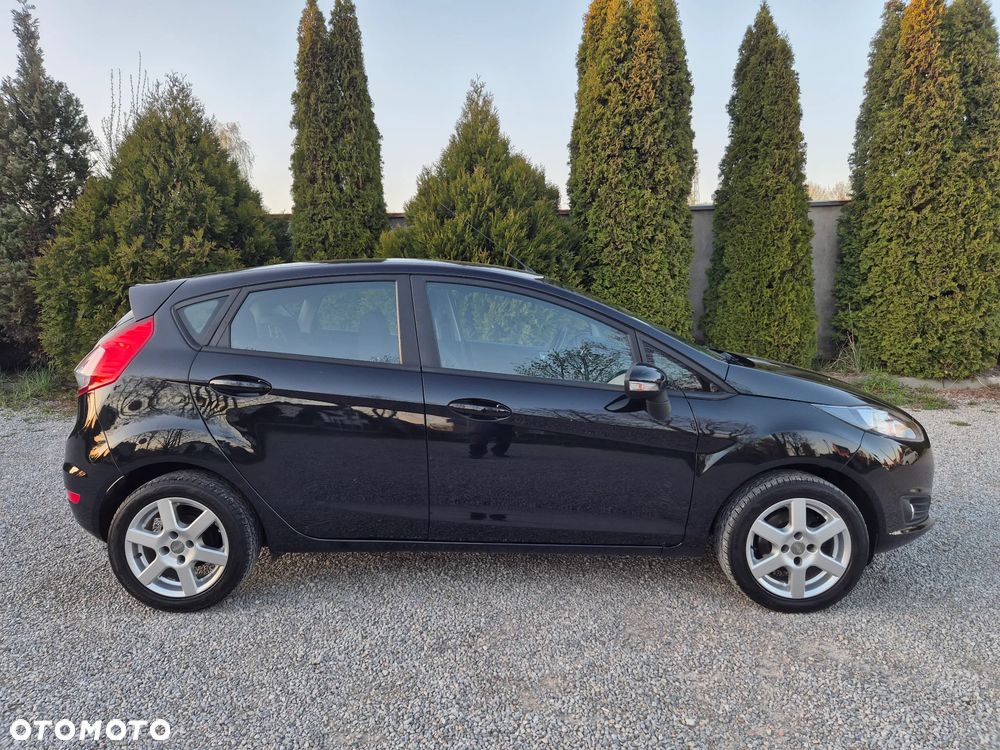 Ford Fiesta 1.25 Celebration - 26