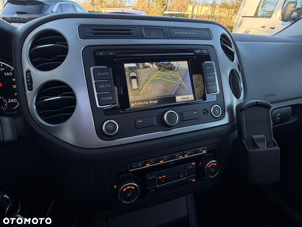 Volkswagen Tiguan 2.0 TDI DPF BlueMotion Technology Cup Sport & Style - 23