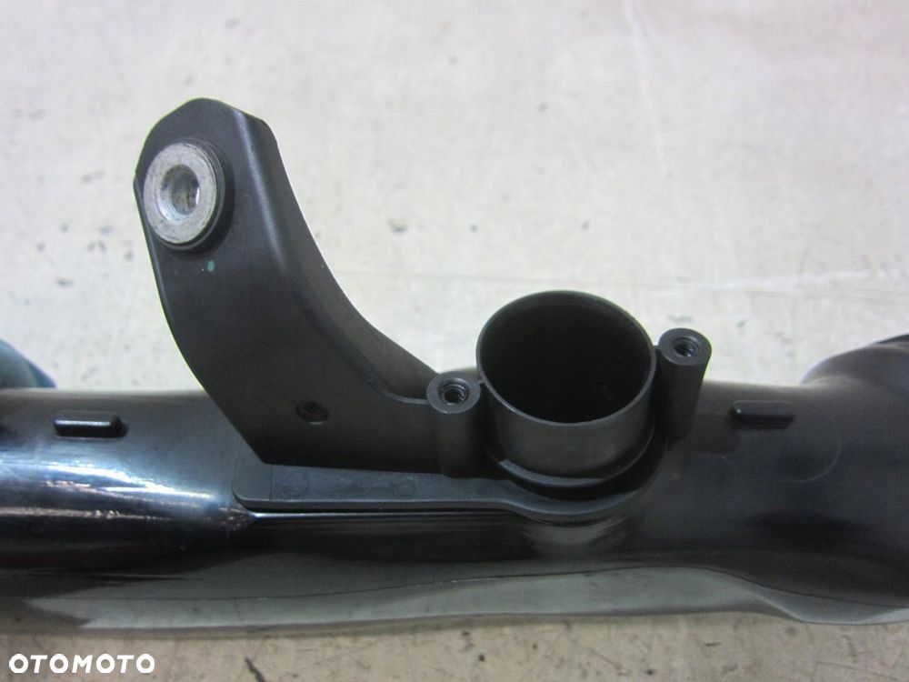 BMW 5 F10 N55 F11 F01 F02 535i PRZEWÓD POWIETRZA DOLOT 7583726 13717583726 - 4