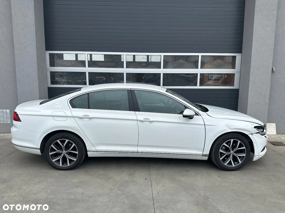 Volkswagen Passat 1.8 TSI BMT Highline - 4