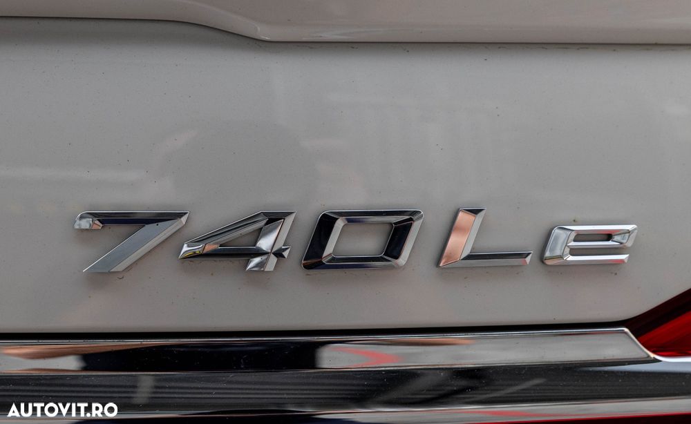 BMW Seria 7 740Li xDrive - 10
