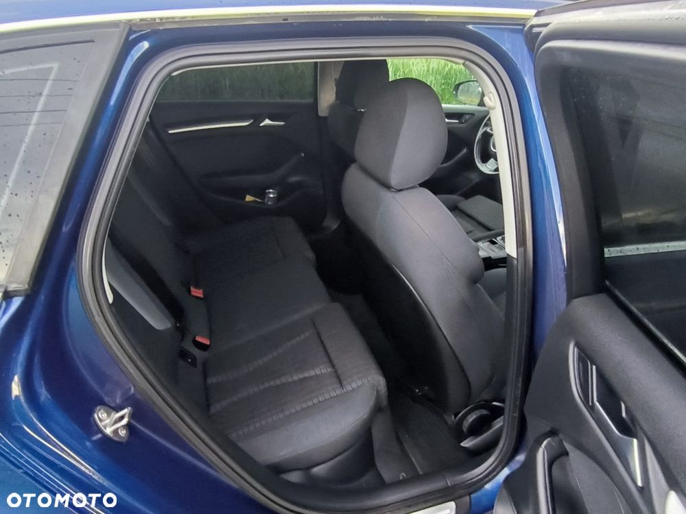 Audi A3 Sportback 1.4 TFSI Ambition - 17