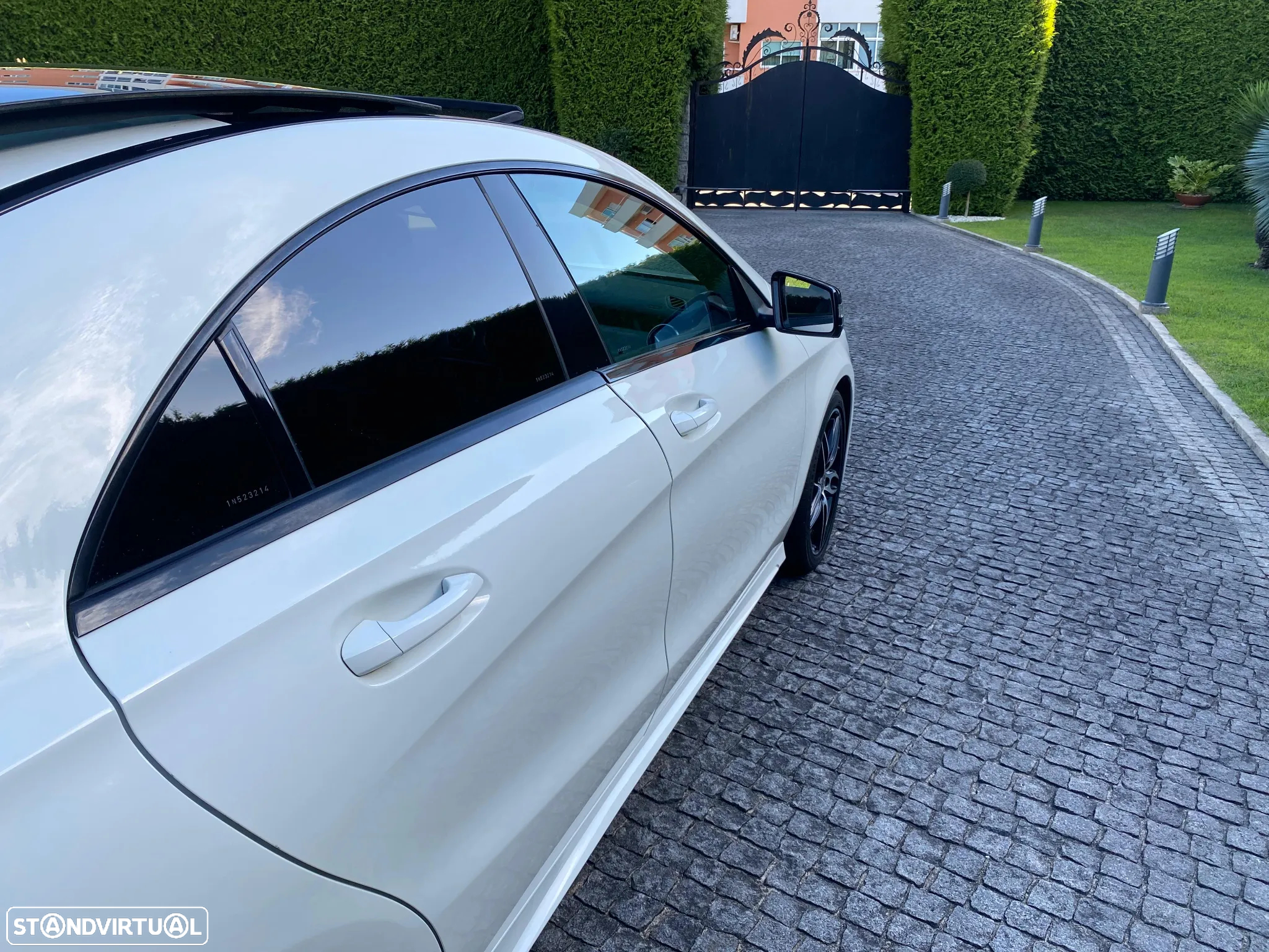 Mercedes-Benz CLA 180 d AMG Line - 28