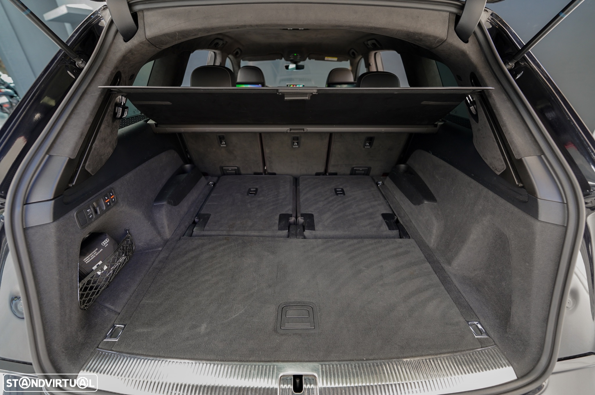 Audi SQ7 4.0 TDI V8 quattro Tiptronic 7L - 36