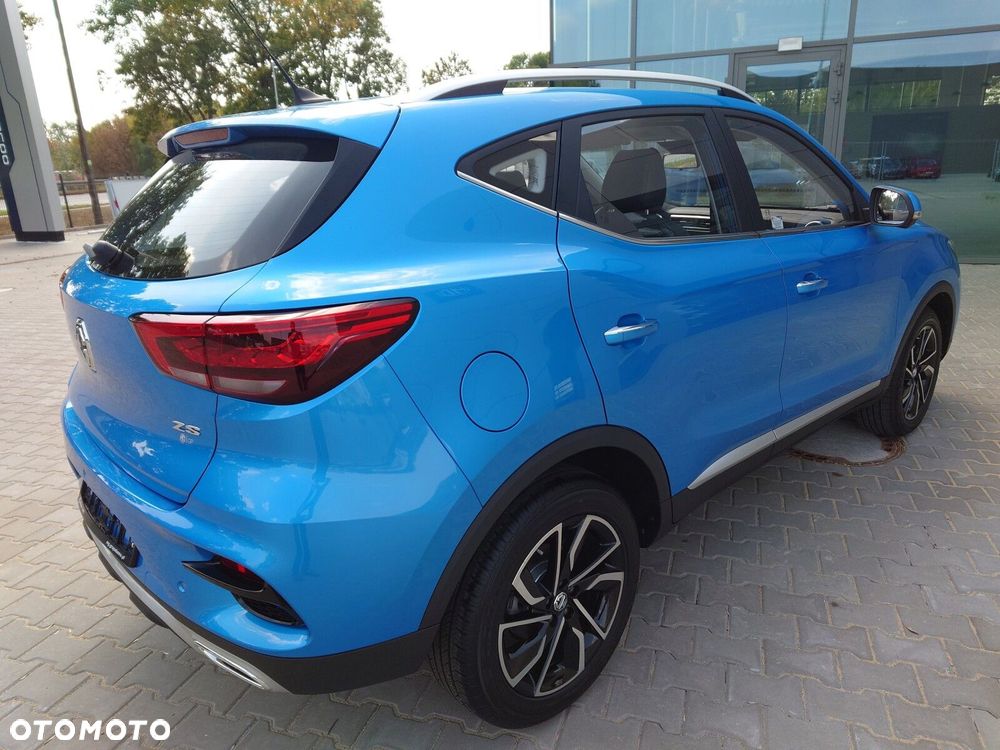 MG ZS - 3