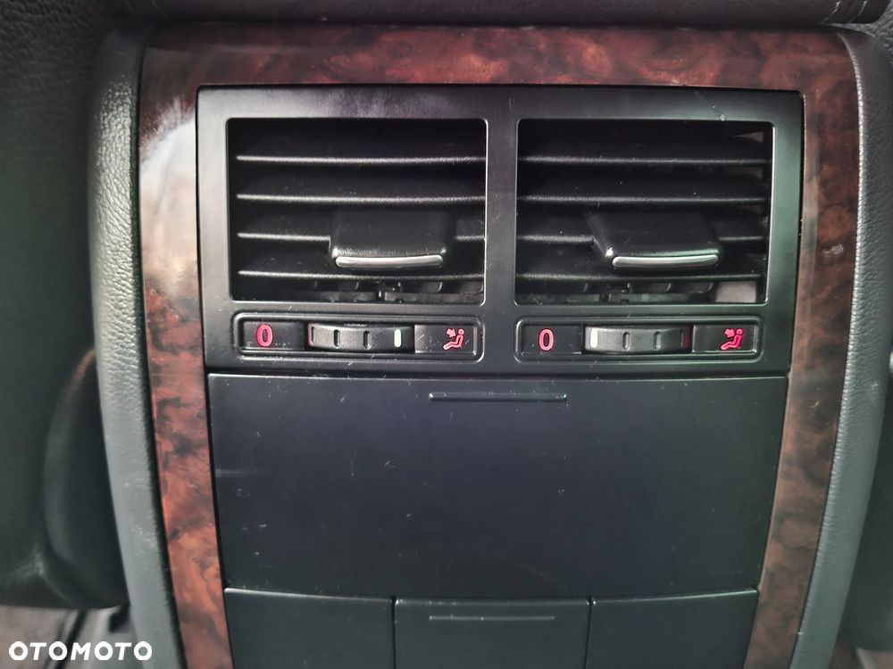 Volkswagen Touareg - 37