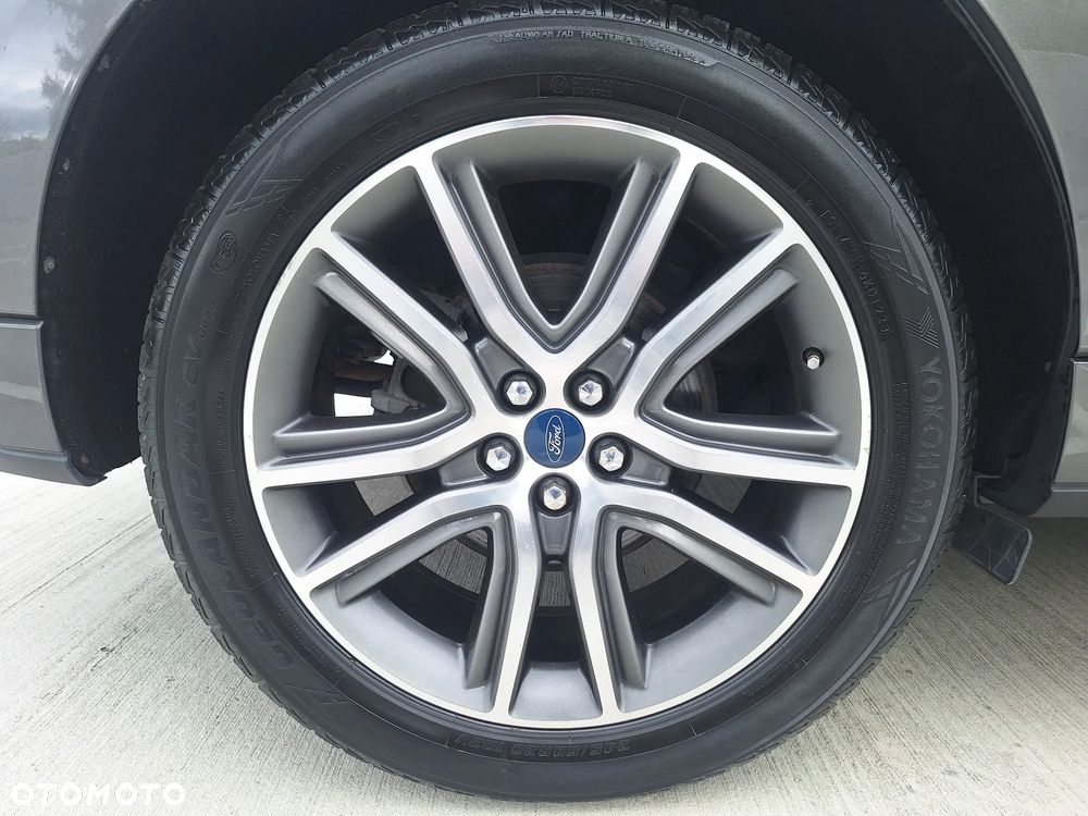 Ford Edge - 7