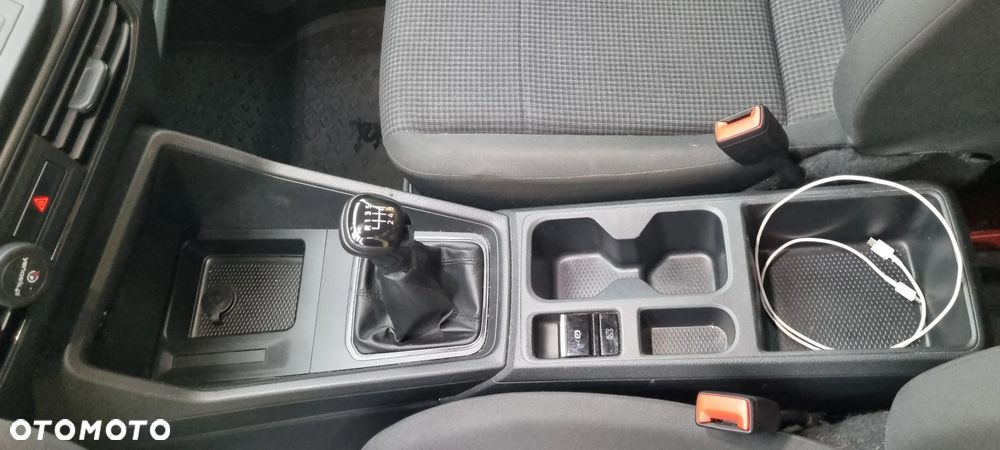 Volkswagen Caddy - 12