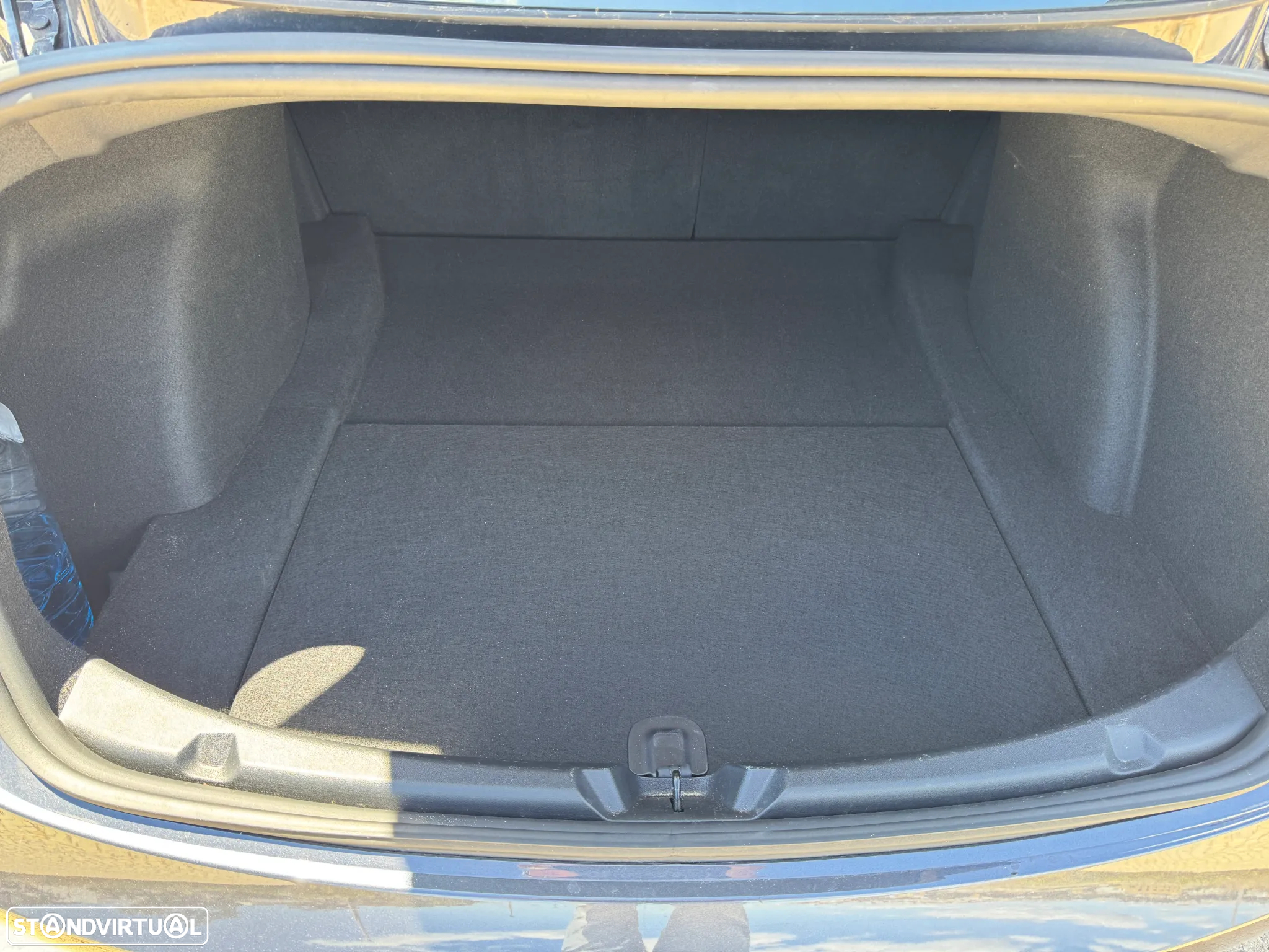 Tesla Model 3 Standard Range Plus RWD - 11