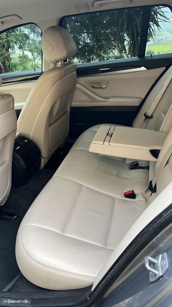 BMW 520 d Auto - 11