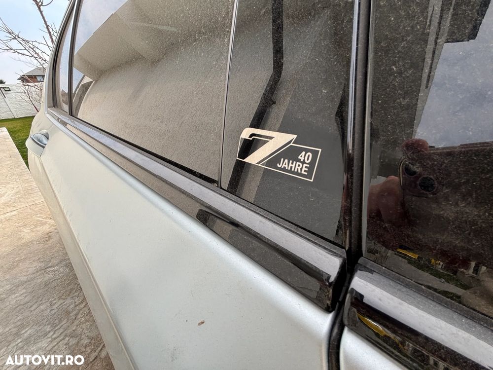 BMW Seria 7 740d xDrive - 31