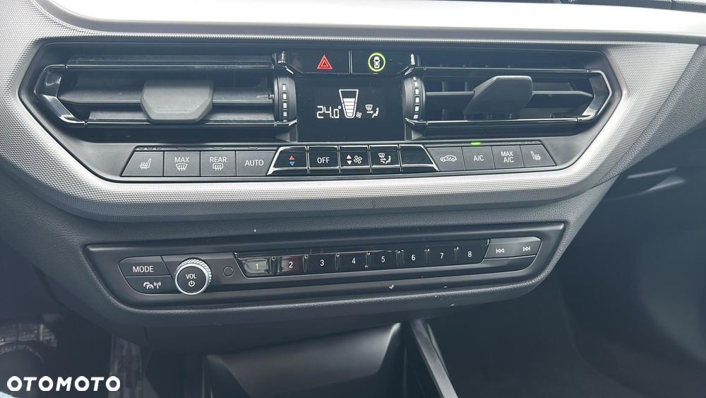 BMW Seria 1 118i Advantage - 22