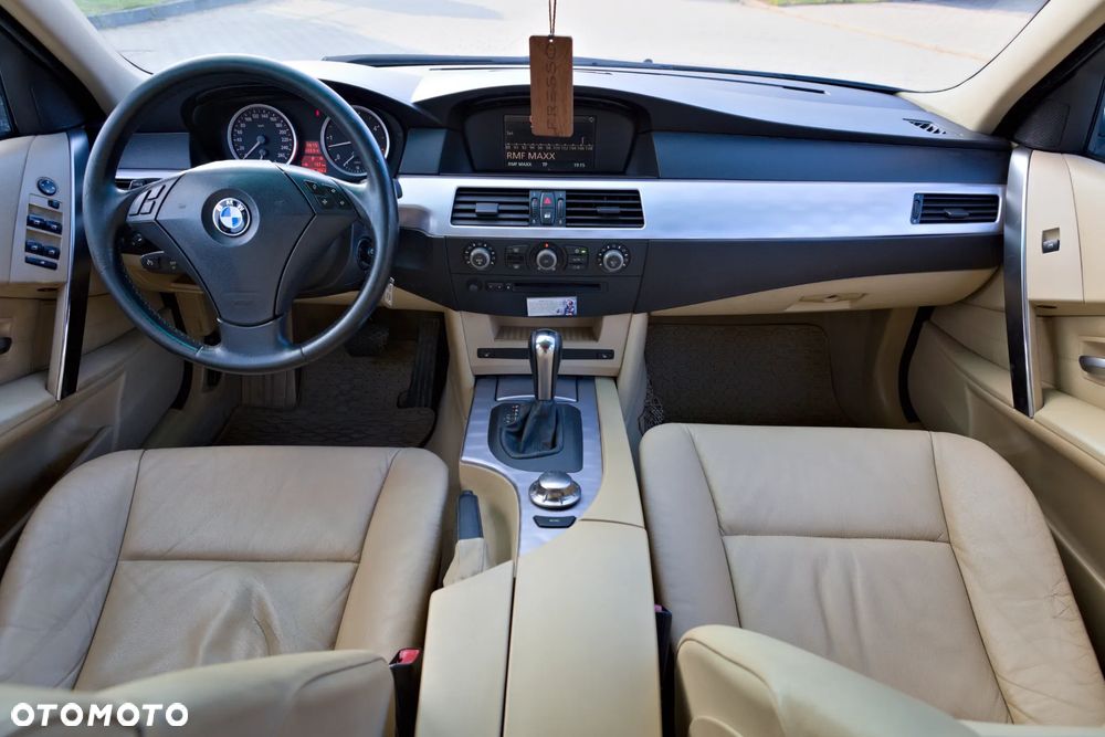 BMW Seria 5 - 36