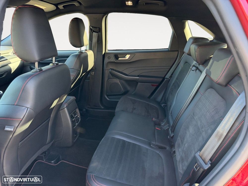 Ford Kuga 1.5 EcoBoost ST-Line X - 13