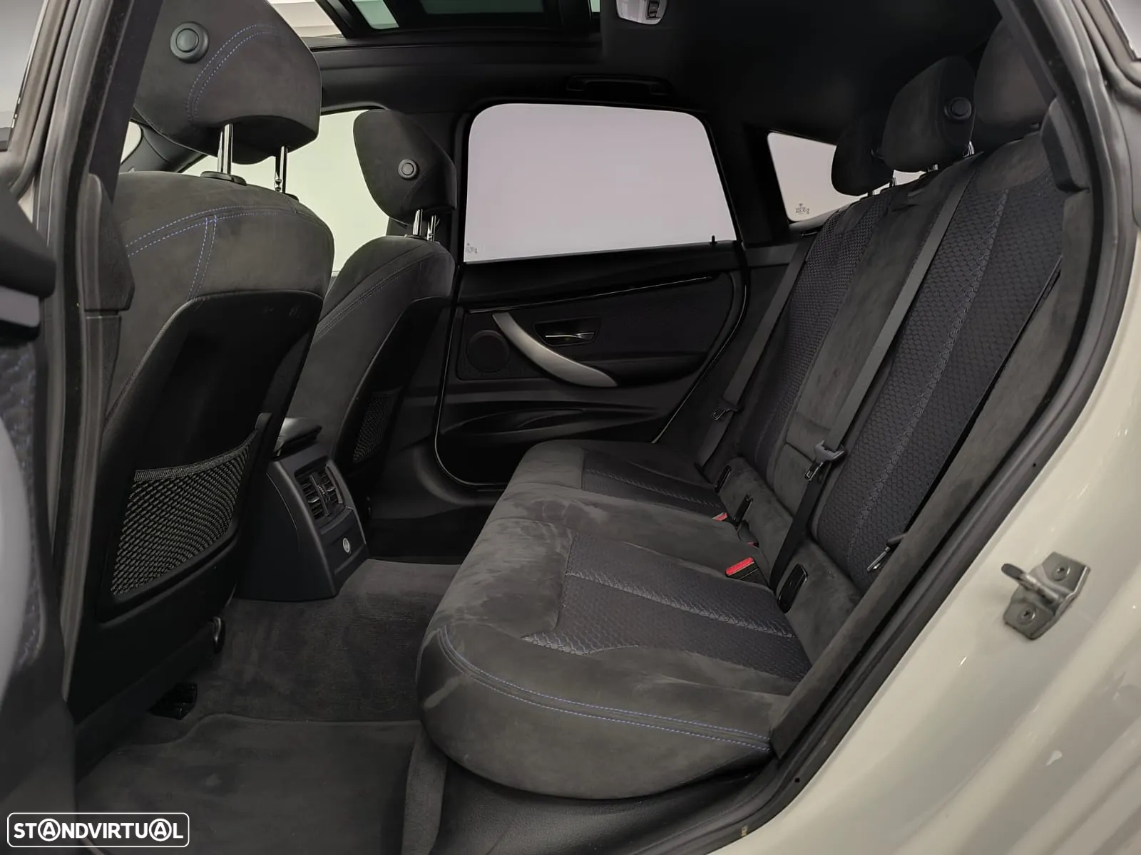 BMW 320 Gran Turismo d xDrive Auto Pack M - 32