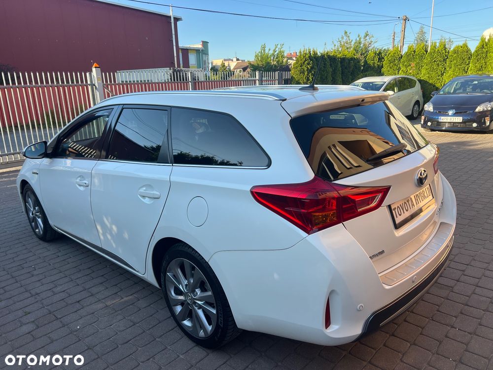 Toyota Auris 1.8 HSD Prestige NAVI - 4