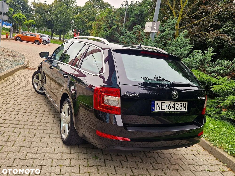 Skoda Octavia 2.0 TDI DSG Style - 3