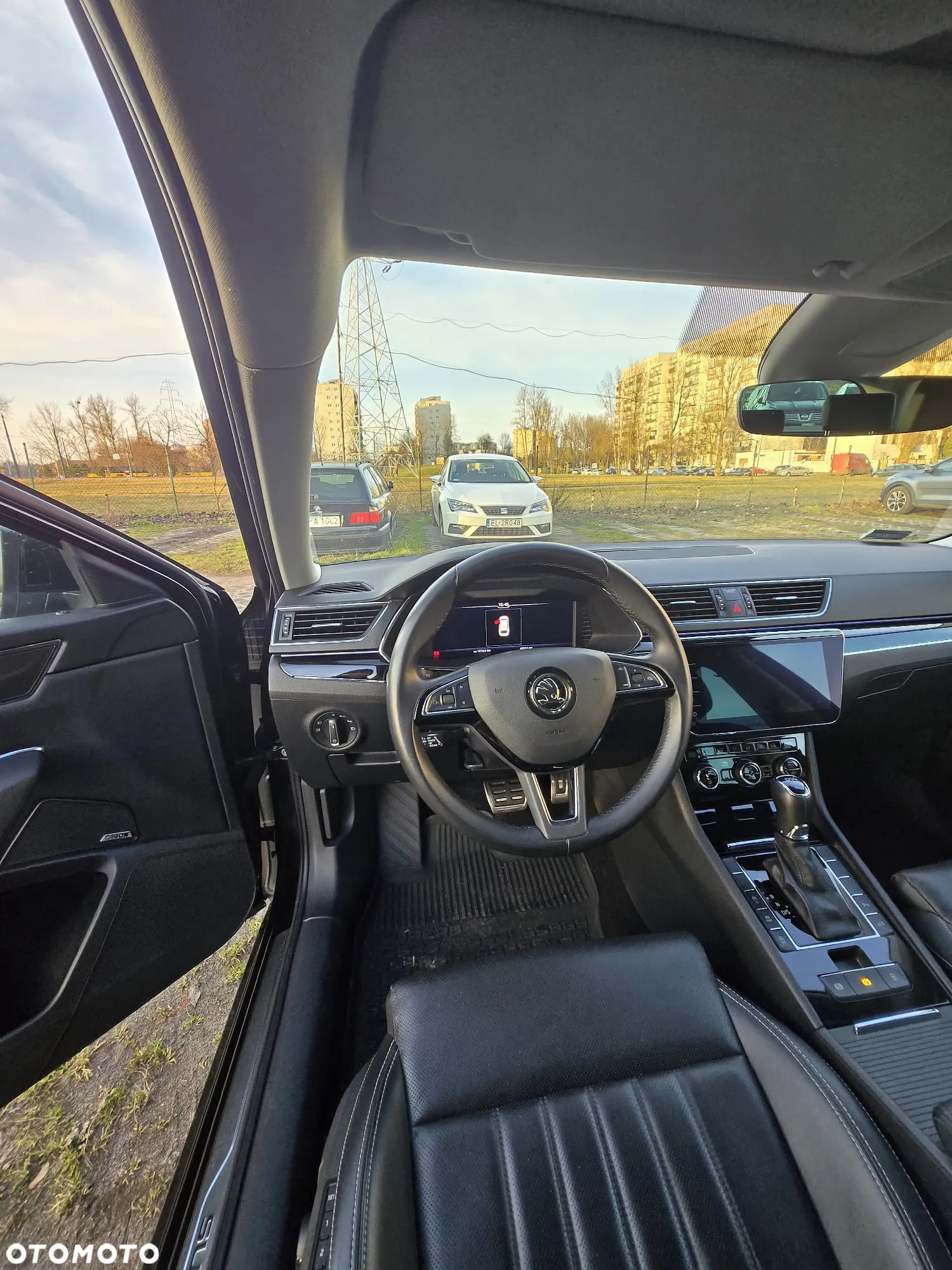 Skoda Superb 2.0 TDI L&K DSG - 6