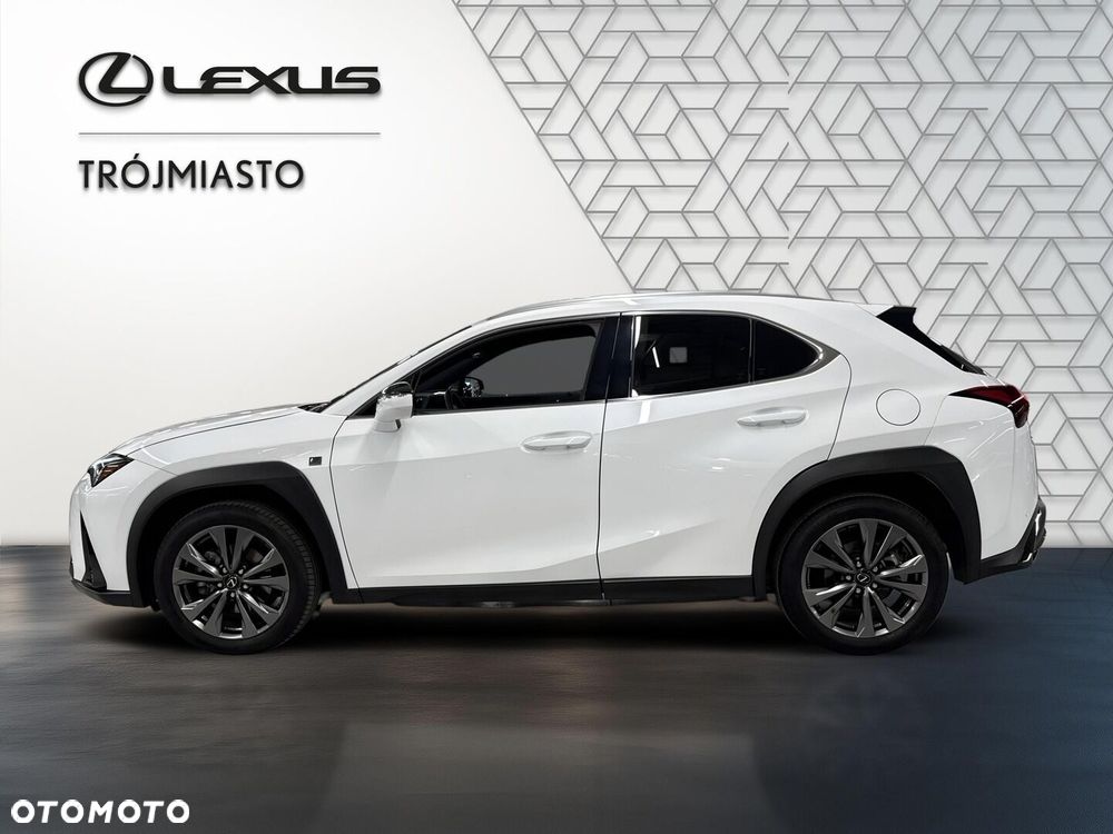 Lexus UX 300h F Sport Design AWD - 3