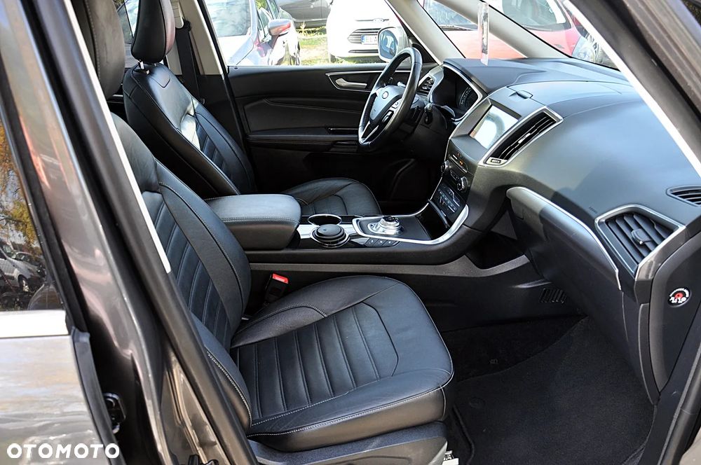 Ford Galaxy 2.0 EcoBlue Titanium - 26
