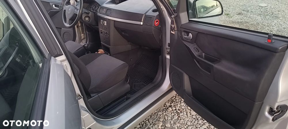 Opel Meriva - 22