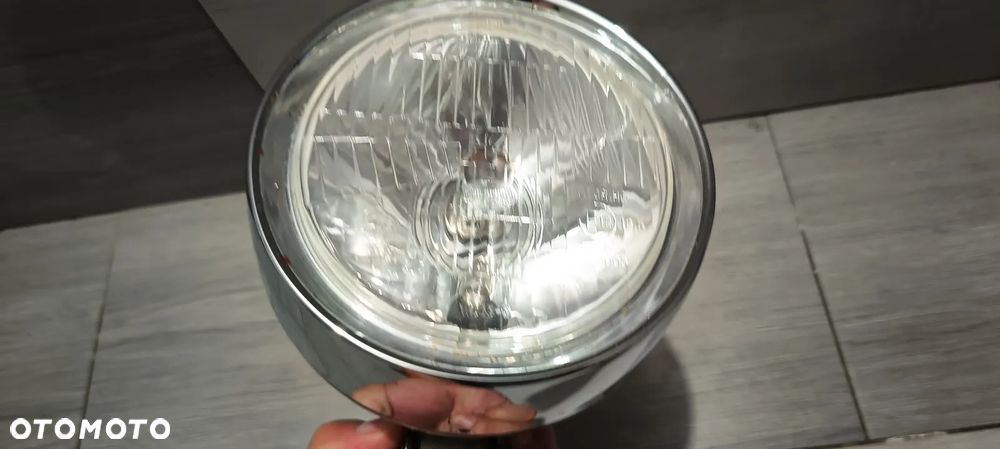 TRIUMPH THUNDERBIRD Lampa Przód Reflektor 2009 - 2