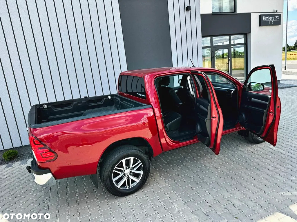 Toyota Hilux 2.4 D-4D Double Cab Dakar 4x4 - 40