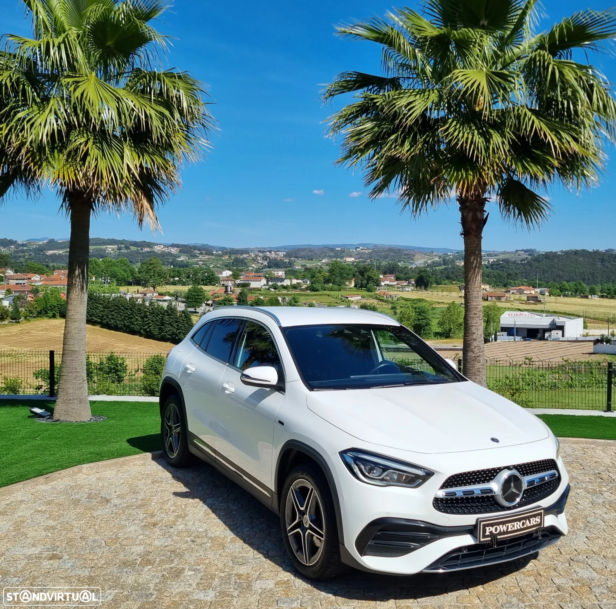 Mercedes-Benz GLA 250 e AMG Line - 18