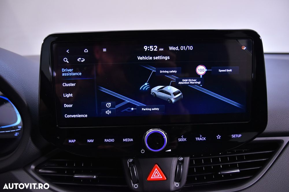 Hyundai i30 1.5 96CP M/T Comfort - 10