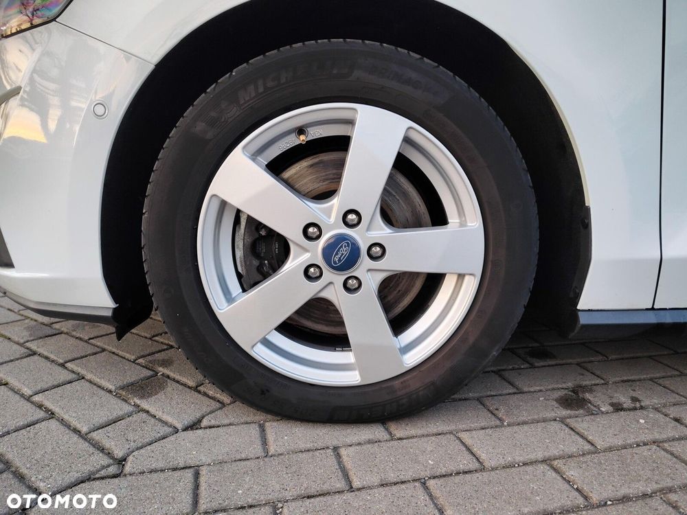 Ford Focus - 30
