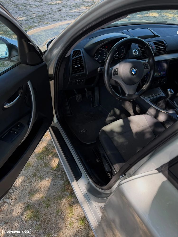 BMW 118 i Exclusive - 8