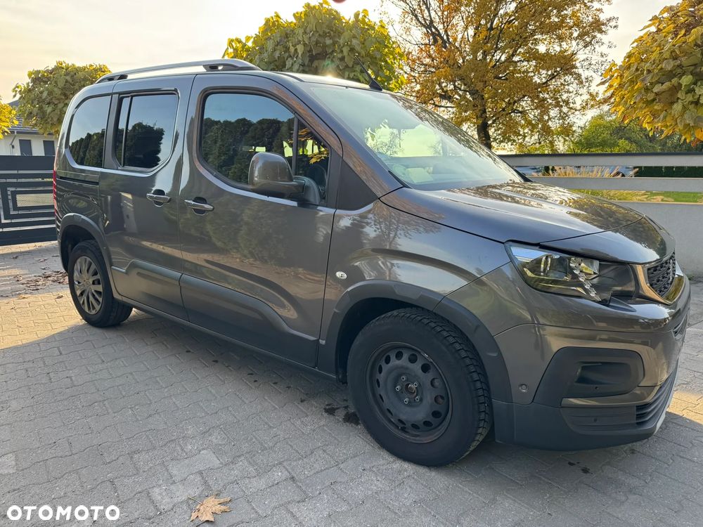Peugeot Rifter - 8