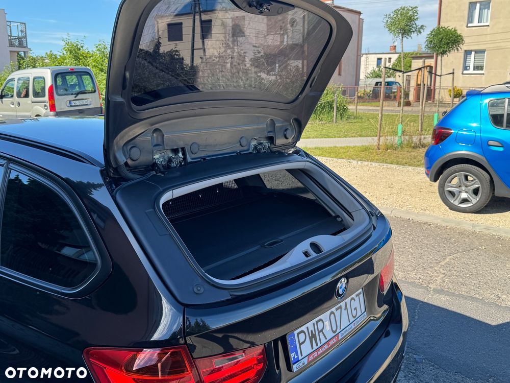 BMW Seria 3 318d - 29