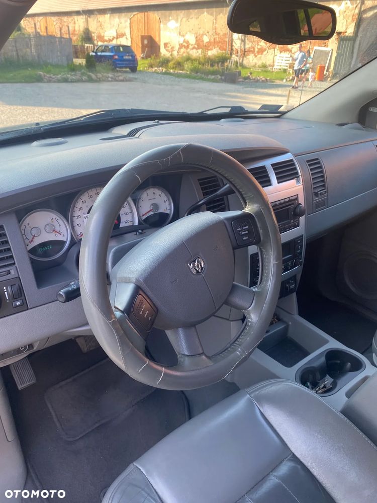 Dodge Durango 5.7 HEMI - 9