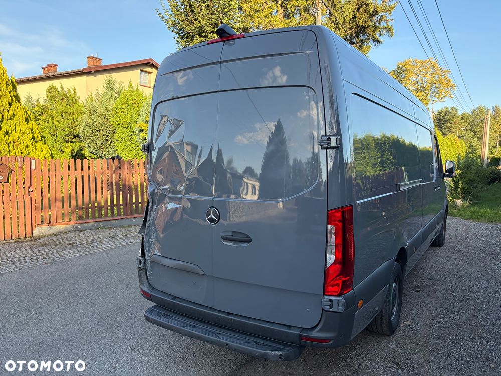 Mercedes-Benz Sprinter - 7