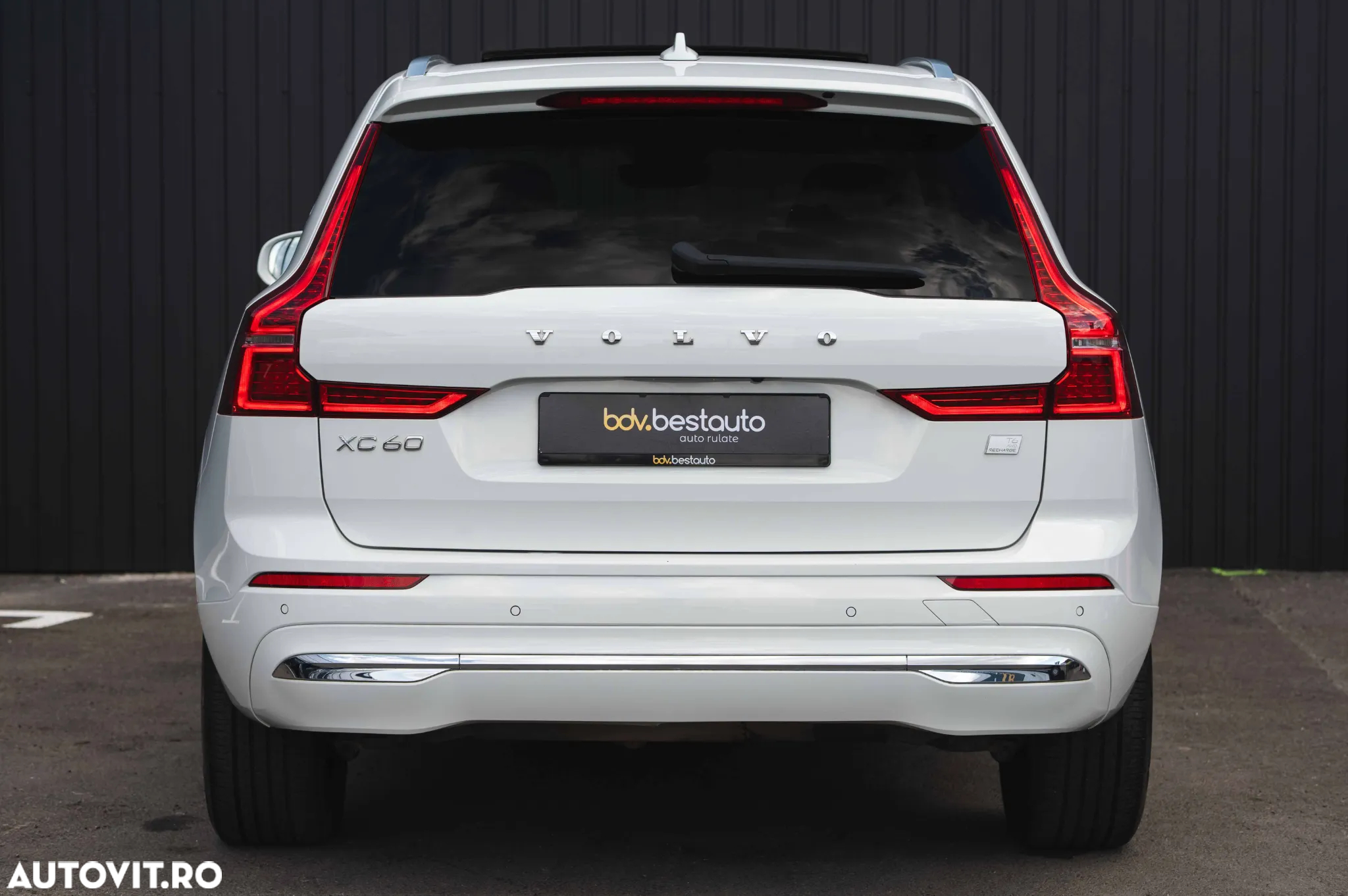 Volvo XC 60 T6 AWD Recharge Geartronic Inscription - 10