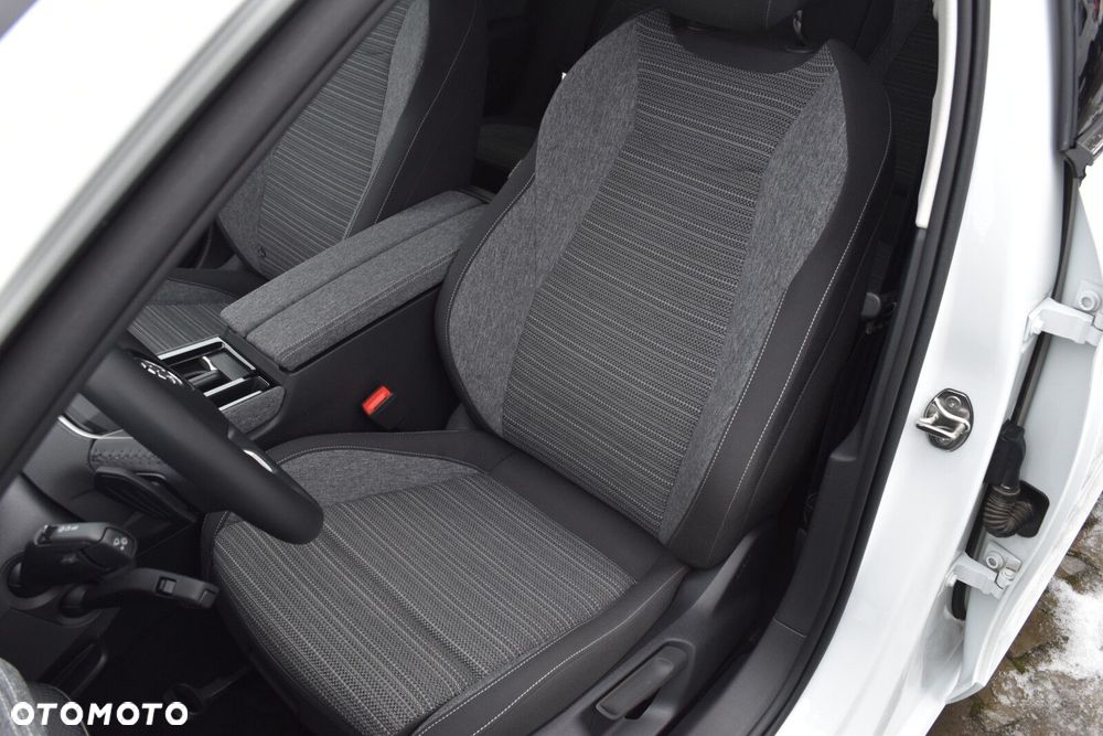 Skoda Superb 2.0 TDI SCR 4x4 Selection DSG - 28