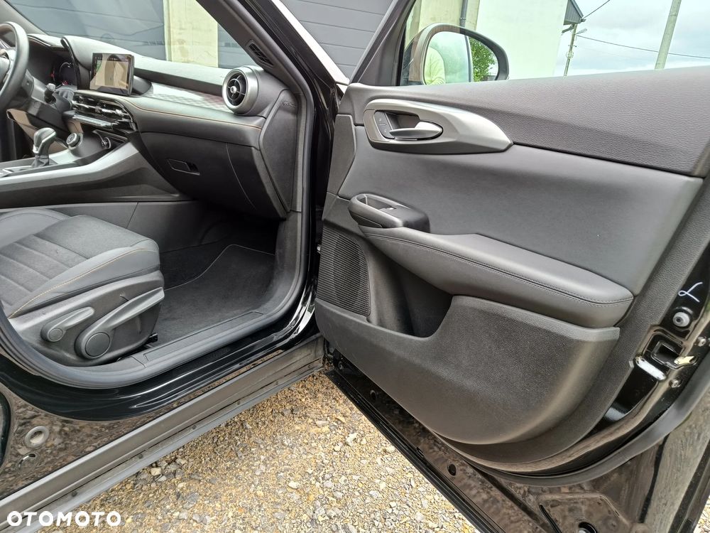 Alfa Romeo Tonale 1.5 T4 GSE mHEV TI DCT - 14
