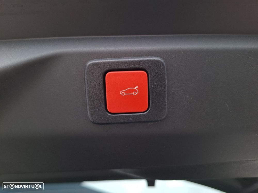 Peugeot 3008 1.6 Plug-in Hybrid GT e-DCS7 - 25