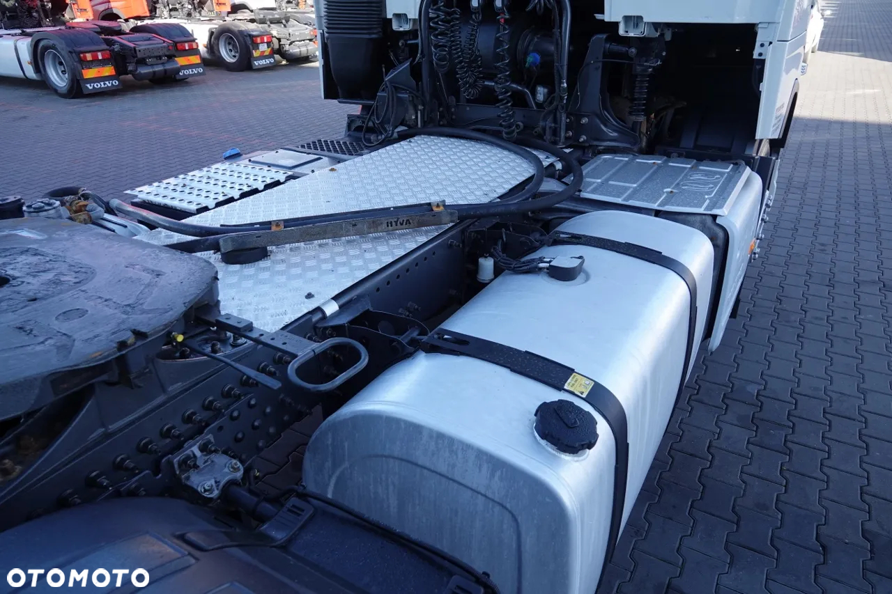 Volvo FH 500 / HYDRAULIKA / KLIMA POSTOJOWA / OPONY 100% - 16