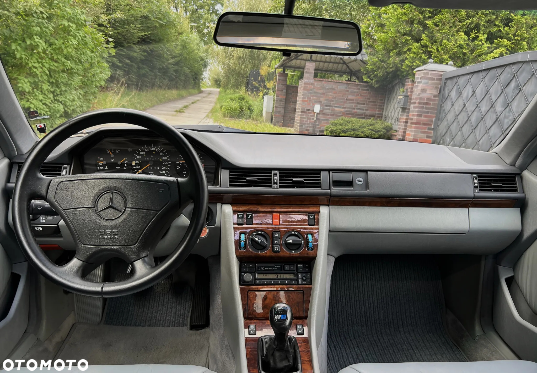 Mercedes-Benz W124 (1984-1993) - 15