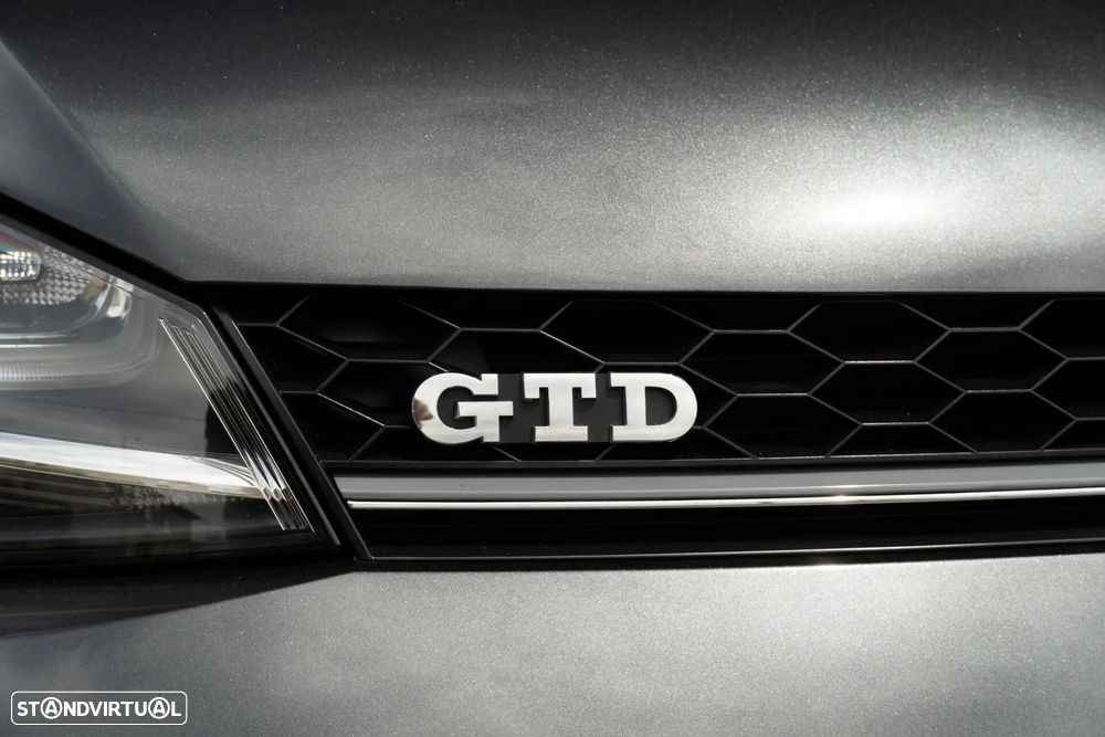 VW Golf 2.0 TDI GTD DSG - 32