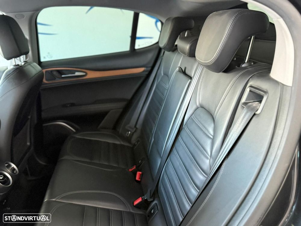 Alfa Romeo Stelvio 2.2 D Super AT8 - 5