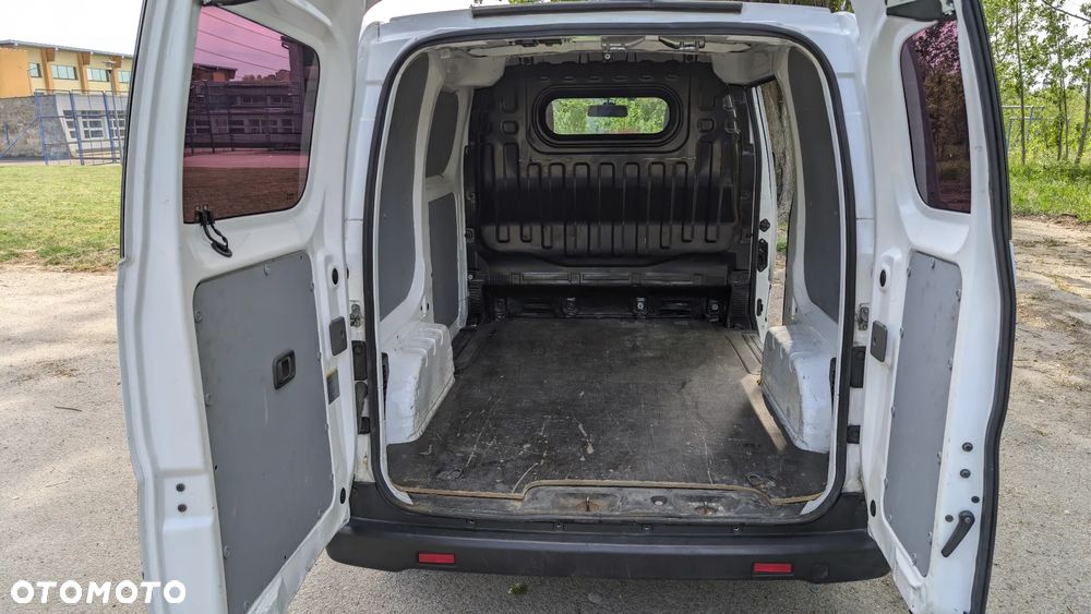 Nissan NV200 - 5