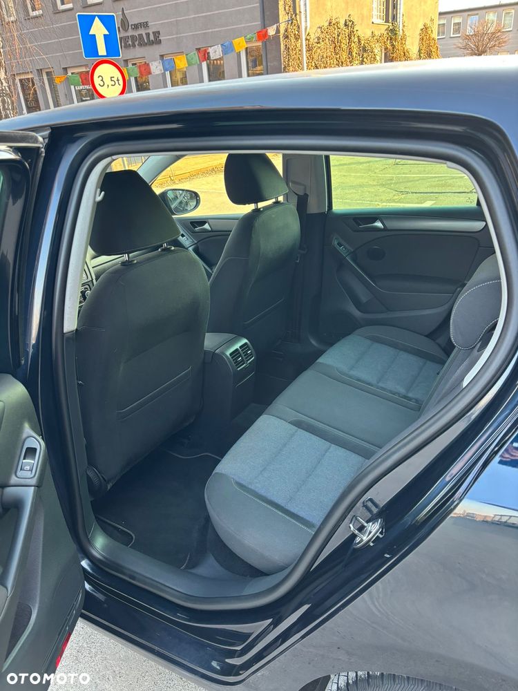 Volkswagen Golf 1.4 TSI DSG Style - 32