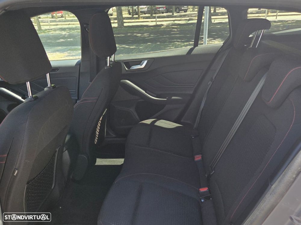 Ford Focus 1.5 TDCi ECOBlue ST-Line Aut. - 5