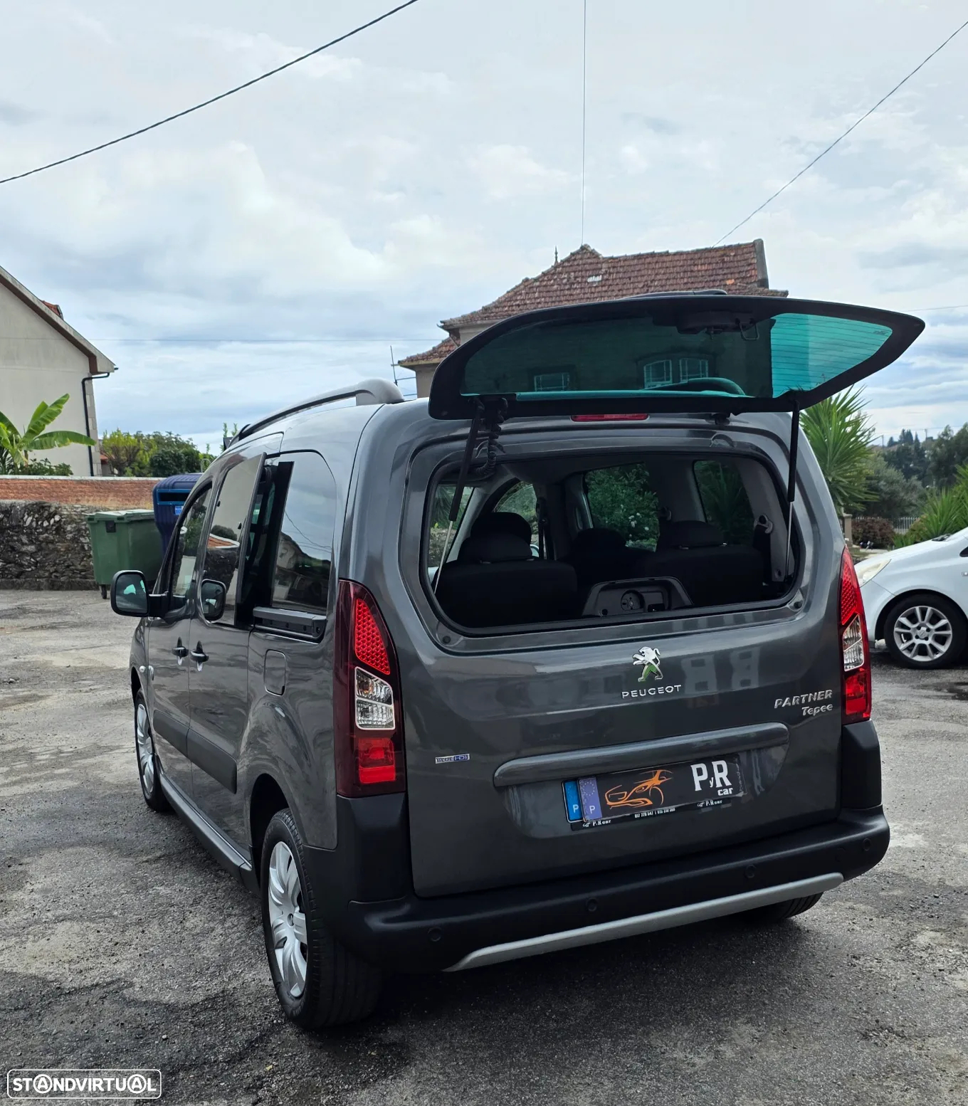Peugeot Partner 1.6 BlueHDi Outdoor - 32