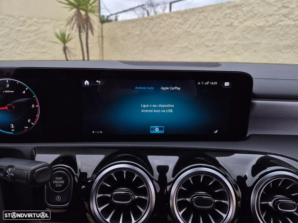 Mercedes-Benz CLA 200 d Shooting Brake AMG Line Aut. - 37