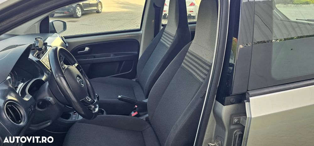 Volkswagen up! - 10