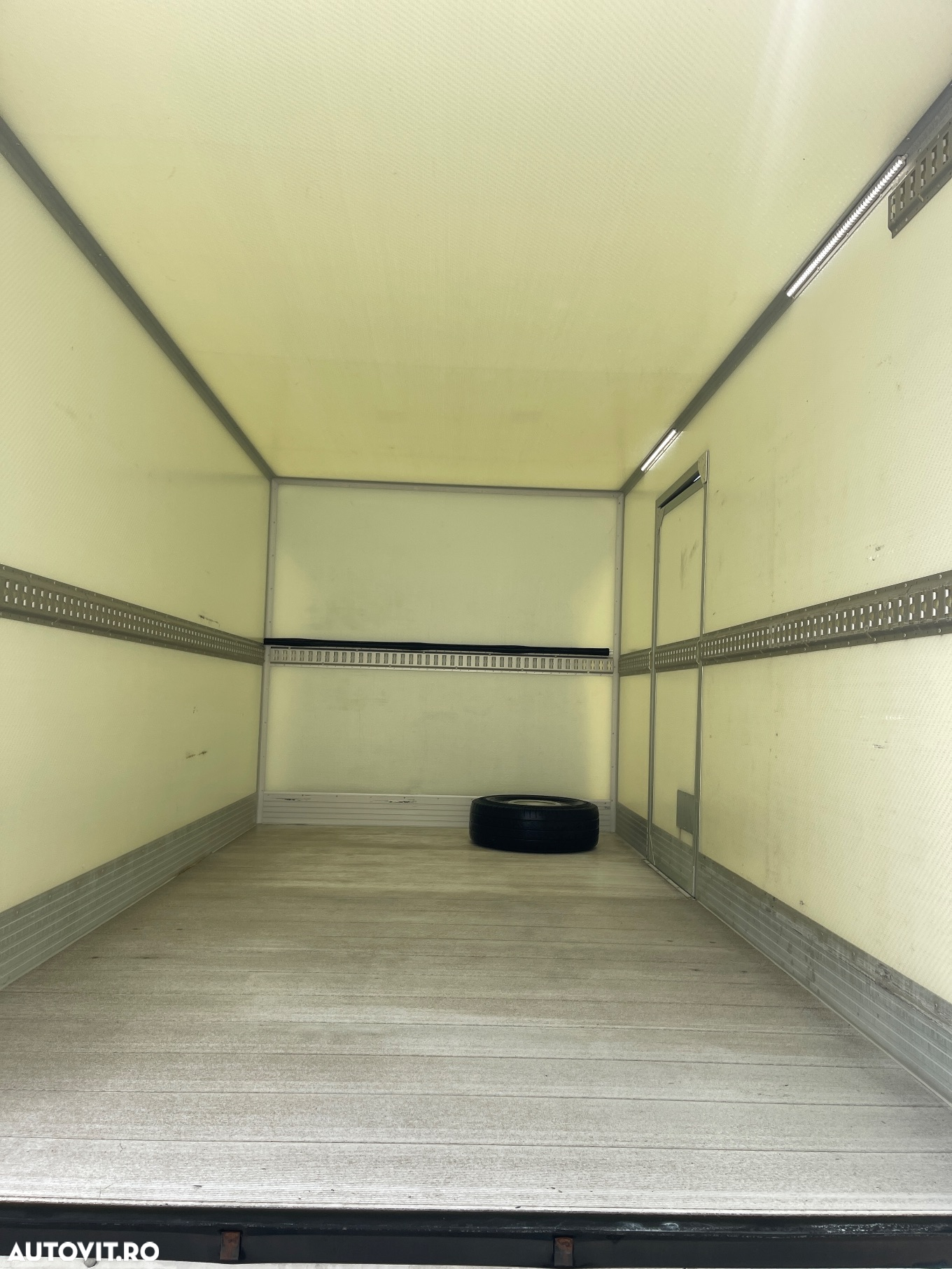 Mercedes-Benz Sprinter 319 3.0CDI V6  KOFFER  LIFT  AUTOMAT - 17